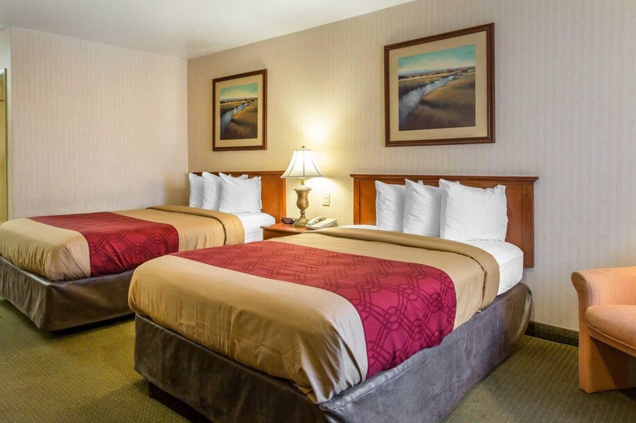 Hotel Econo & - Riverside