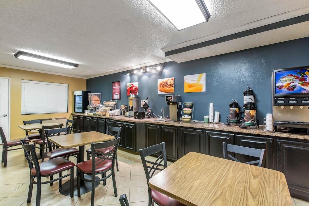 Hotel Econo & - Riverside